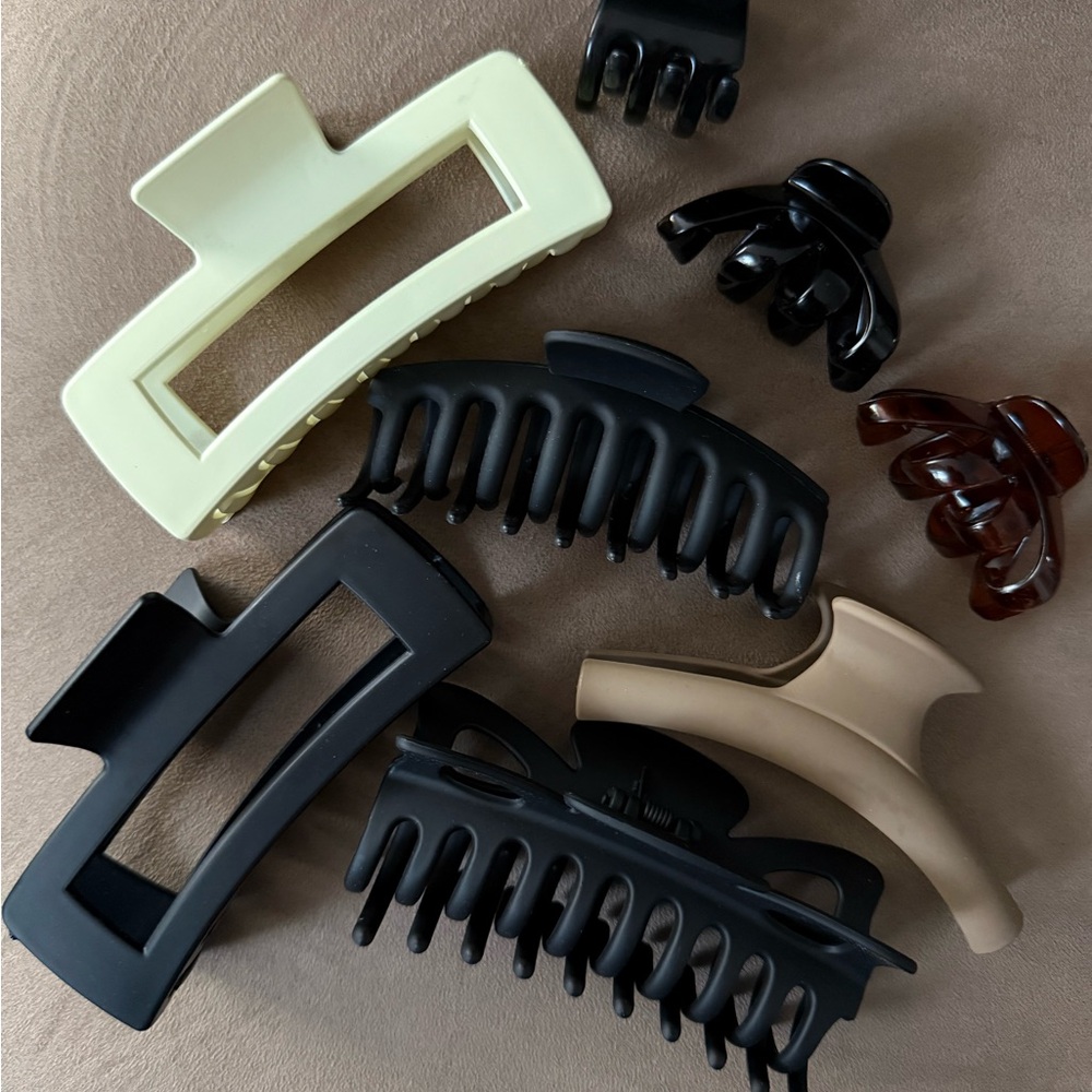 Claw Clips in Neutral Tones